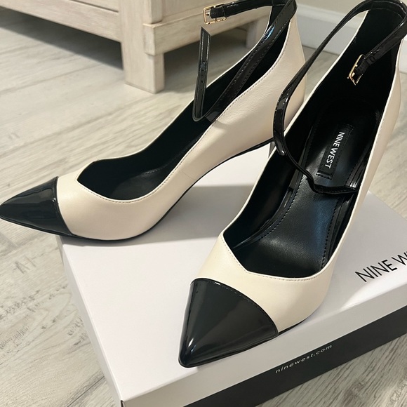 Nine West heels - Picture 2 of 6
